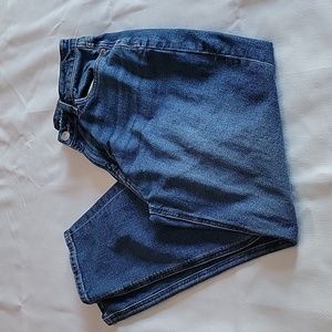 American Eagle medium wash high rise mom jean size 0